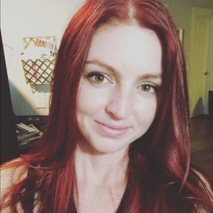 Meet your Posher, Red